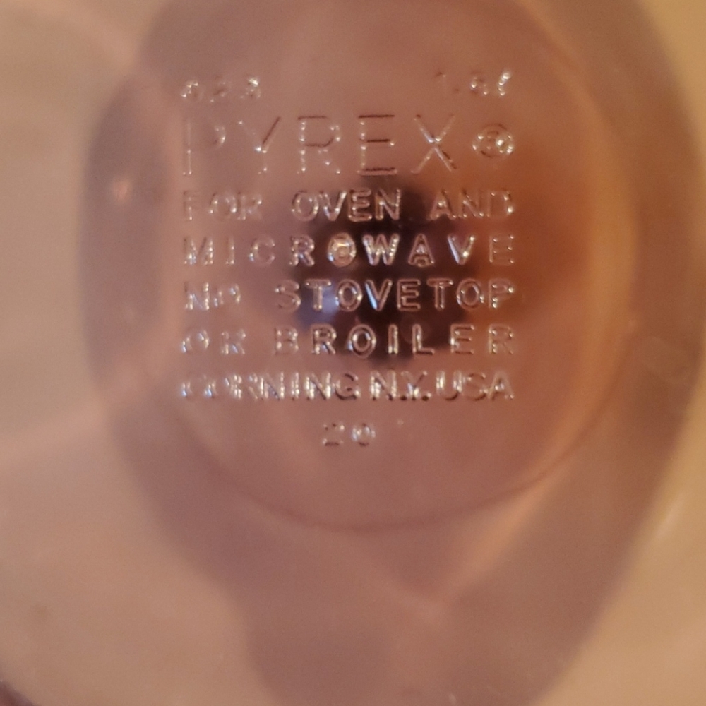 Vintage Pyrex - Picture 3 of 3